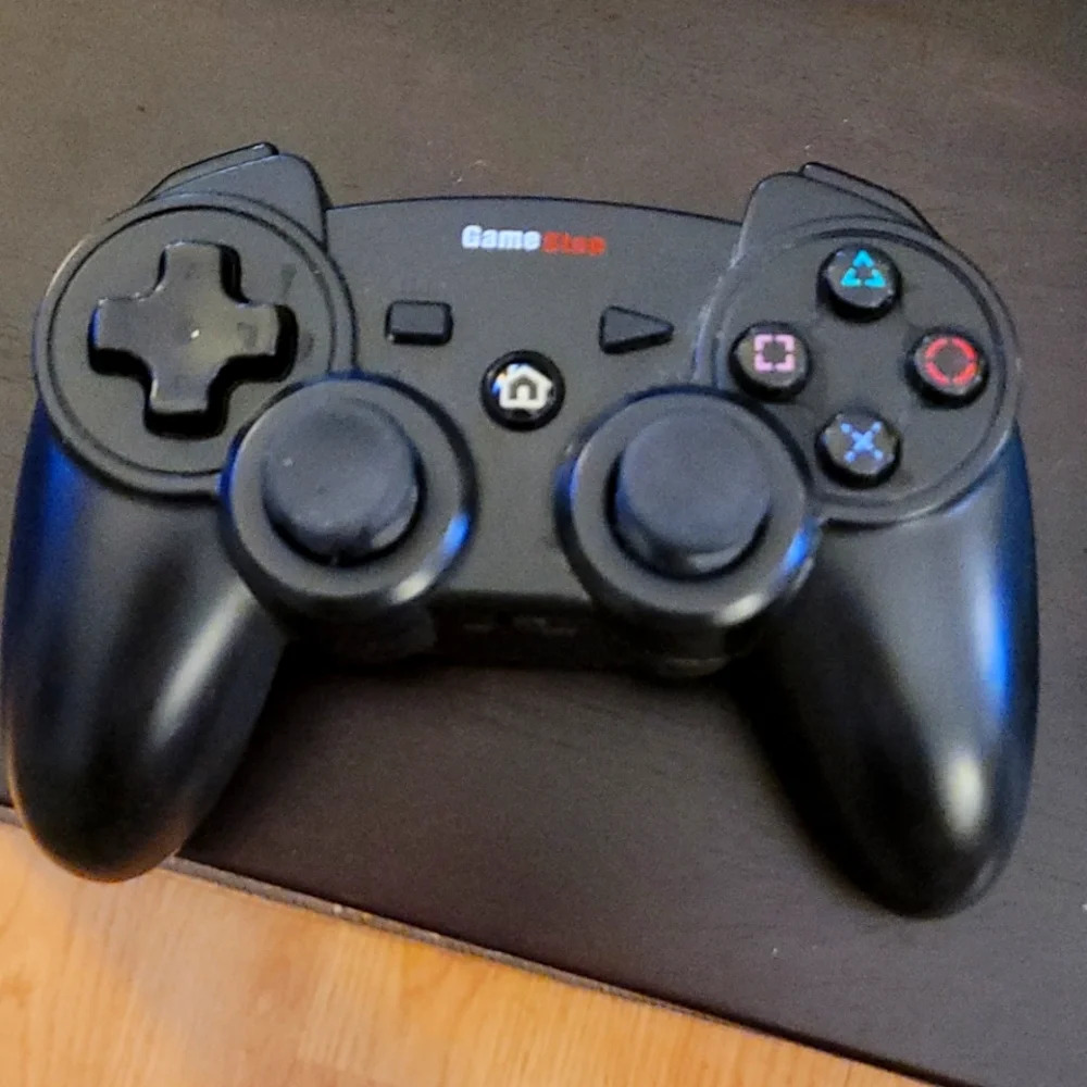 PS3 GAMESTOP WIRELESS REMOTE CONTROLLER
